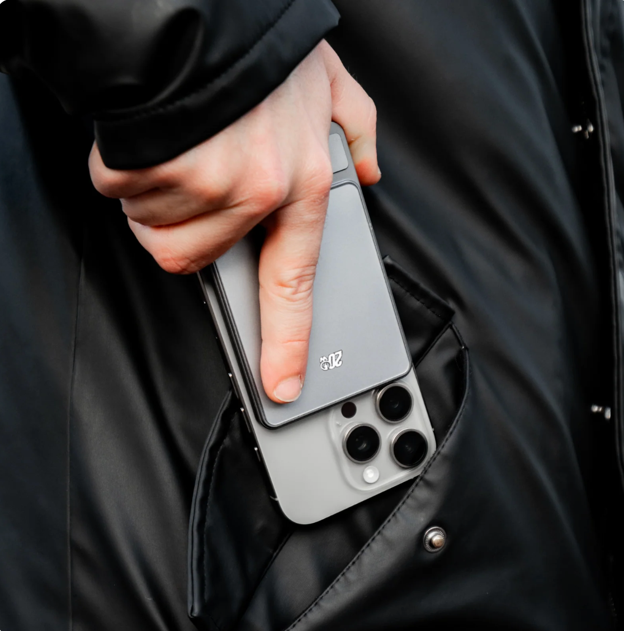 Flux — Batterie externe sans fil ultra-fine